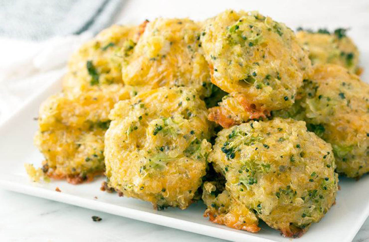 Vegan Cheesy Broccoli Quinoa Bites